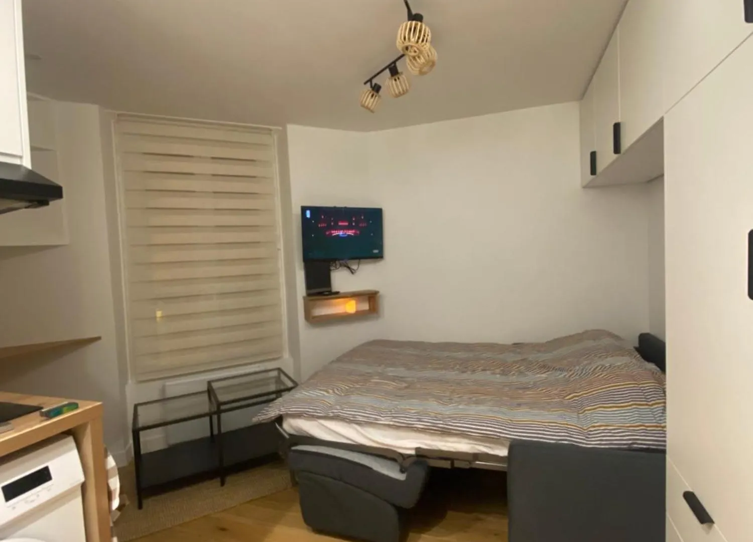 Bed & Breakfast Small Comfy Studio In Paris