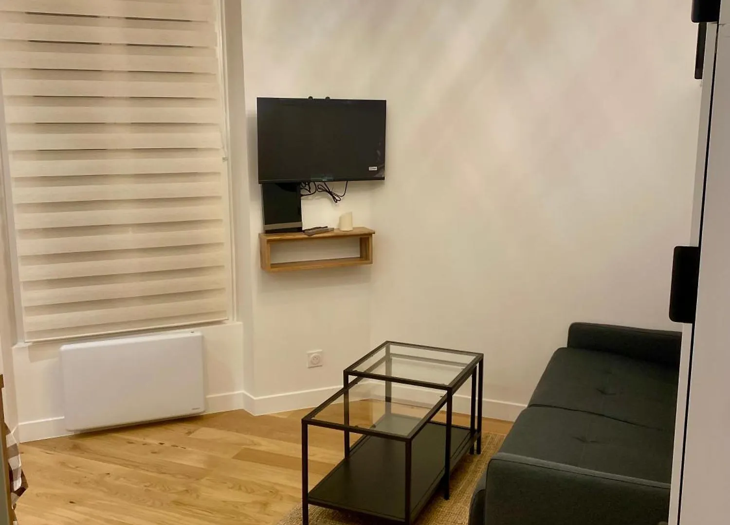 Small Comfy Studio In Paris location